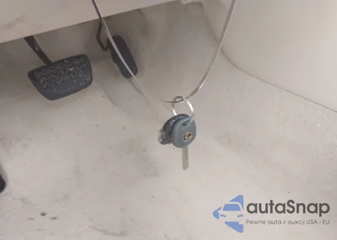 2005 Lexus Es 330 z USA, uszkodzony, nr VIN JTHBA30G755076098